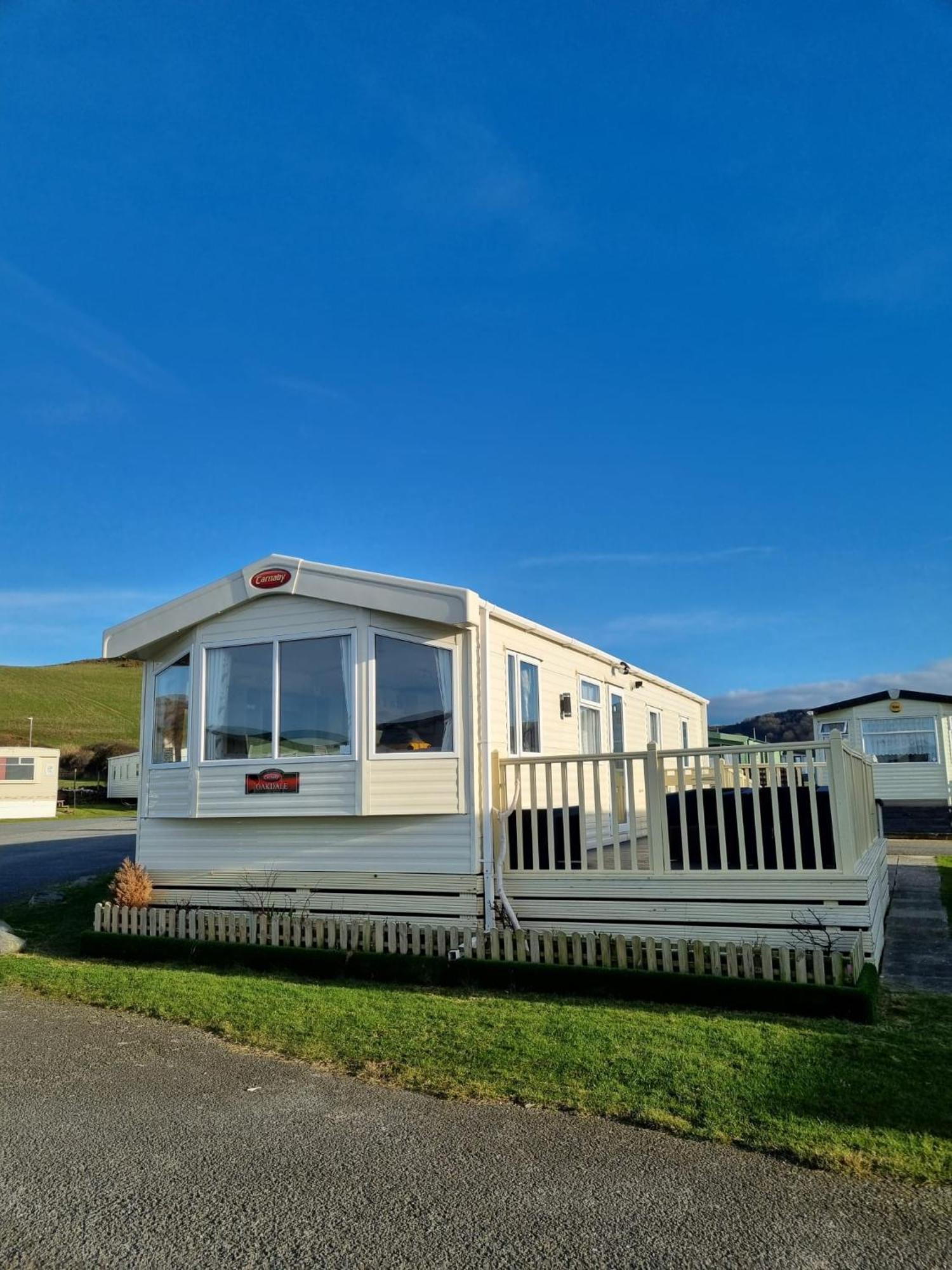Bayview At Pengarreg Hotell Llanrhystyd Eksteriør bilde